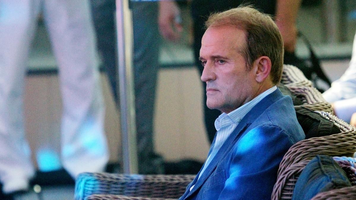 Журналисты утверждают, что Медведчук на самом деле не является близким к Путину Журналисты утверждают, что Медведчук на самом деле не является близким к Путину