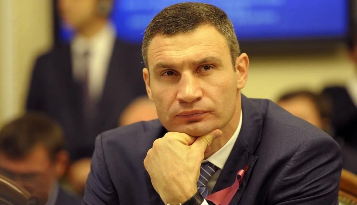 СБУ проводить обшуки в будинку Кличка СБУ проводить обшуки в будинку Кличка