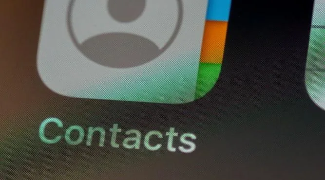 Контакти Контакти