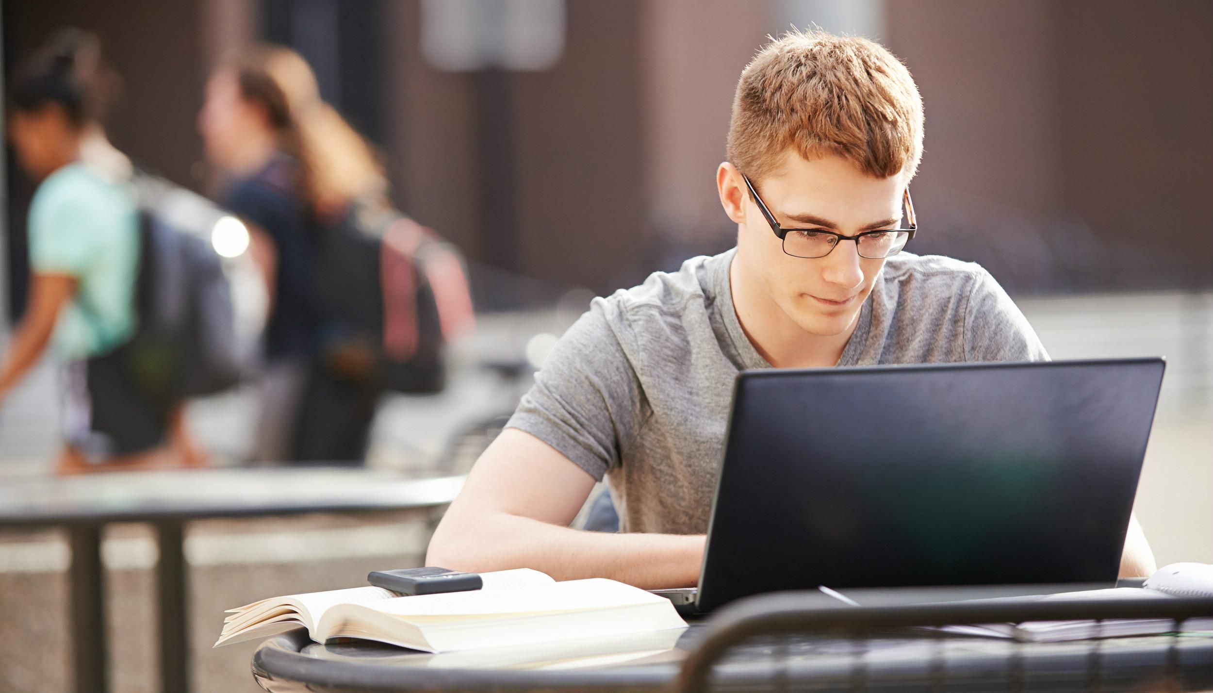 Сколько студентов хотят вернуться в вузы после карантина Сколько студентов хотят вернуться в вузы после карантина