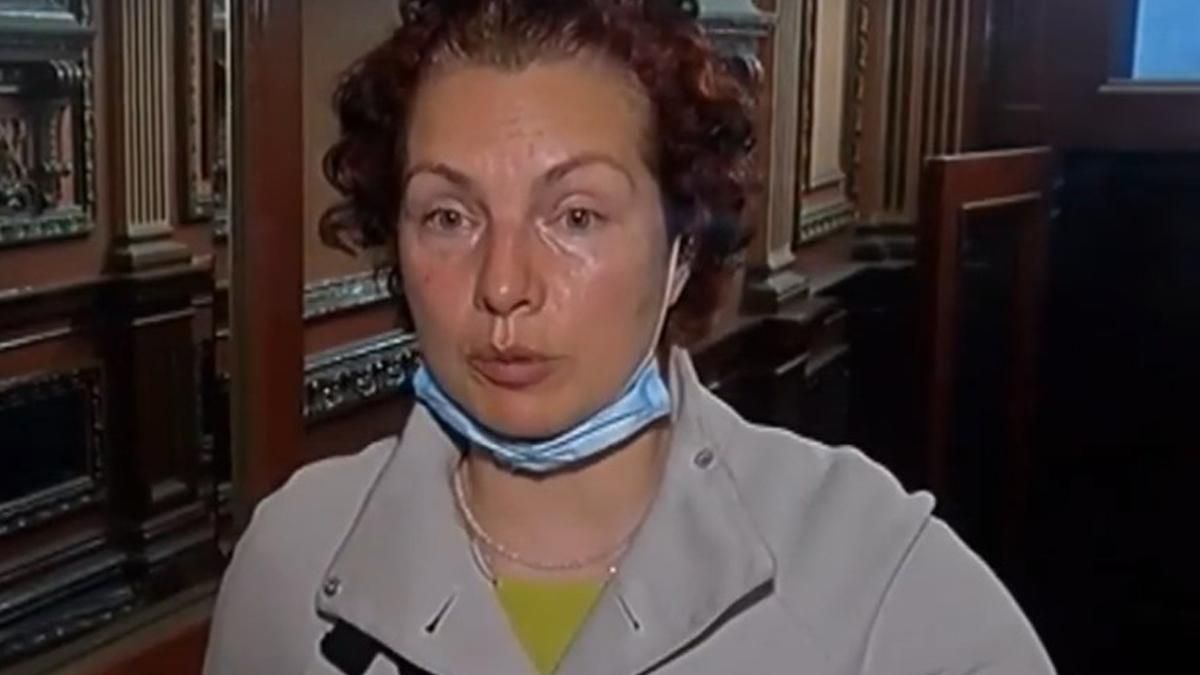 Сусідка Кличка не розуміє чому СБУ обшукувала її квартиру: відео Сусідка Кличка не розуміє чому СБУ обшукувала її квартиру: відео