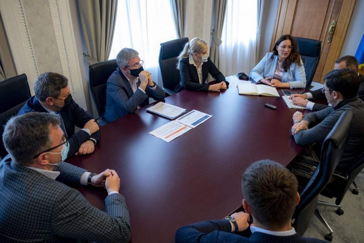 В Офисе Президента прошла встреча с операторами рынка нефтепродуктов