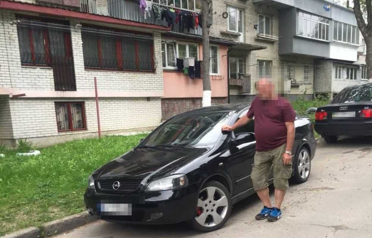 Забув, де припаркував авто: львів'янин викликав поліцію і отримав штраф – фото