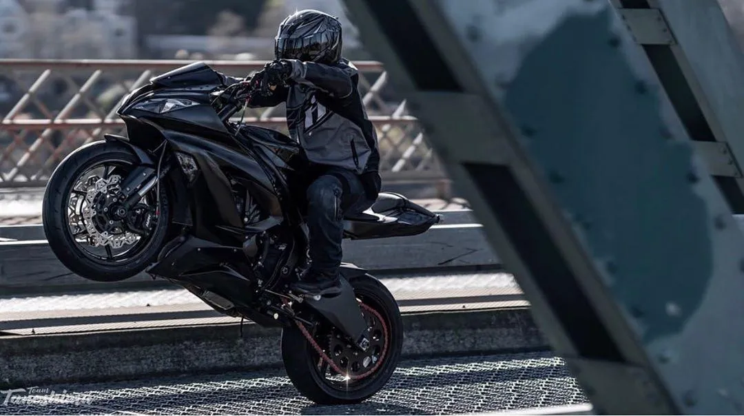 Кататися на мотоциклові Кататися на мотоциклові