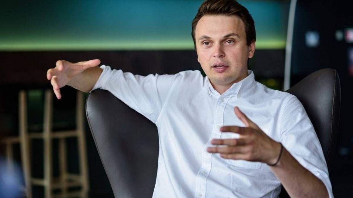 Политолог рассказал о причинах увольнения ключевых должностей в экономическом блоке страны Политолог рассказал о причинах увольнения ключевых должностей в экономическом блоке страны