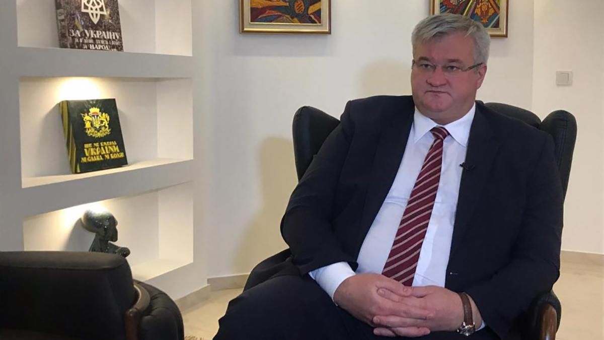 Владимир Зеленский уволил посла Украины в Турции Владимир Зеленский уволил посла Украины в Турции