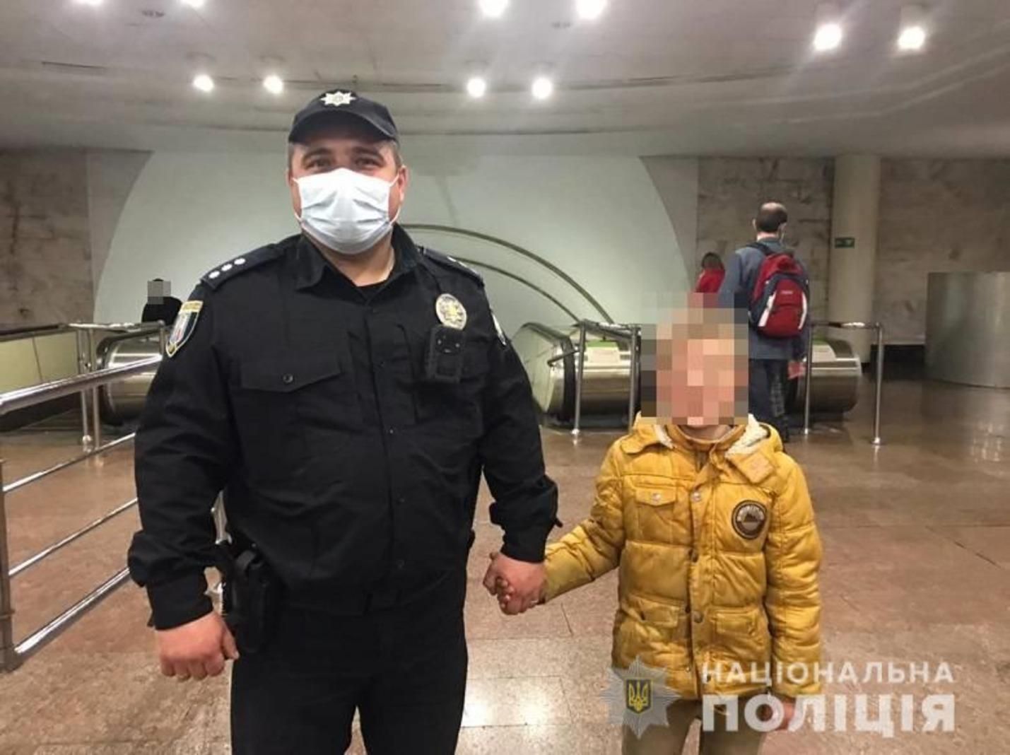 У Києві тато не догледів сина, але протокол склали на маму