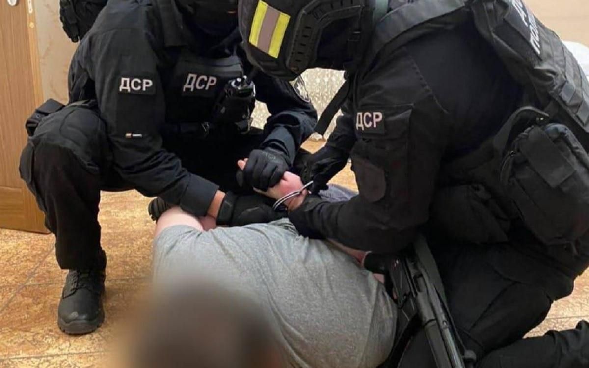Полиция задержала 2 самых влиятельных в Украине воров в законе