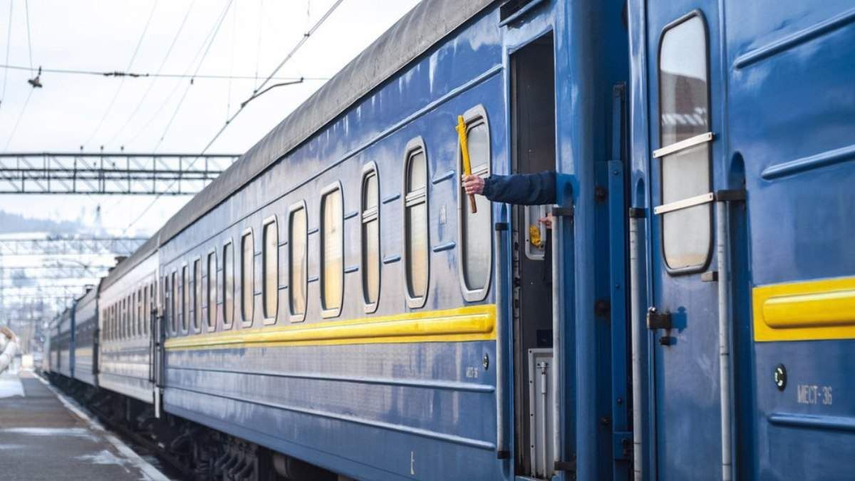 Укрзализныця запустит поезд из Лисичанска в Одессу
