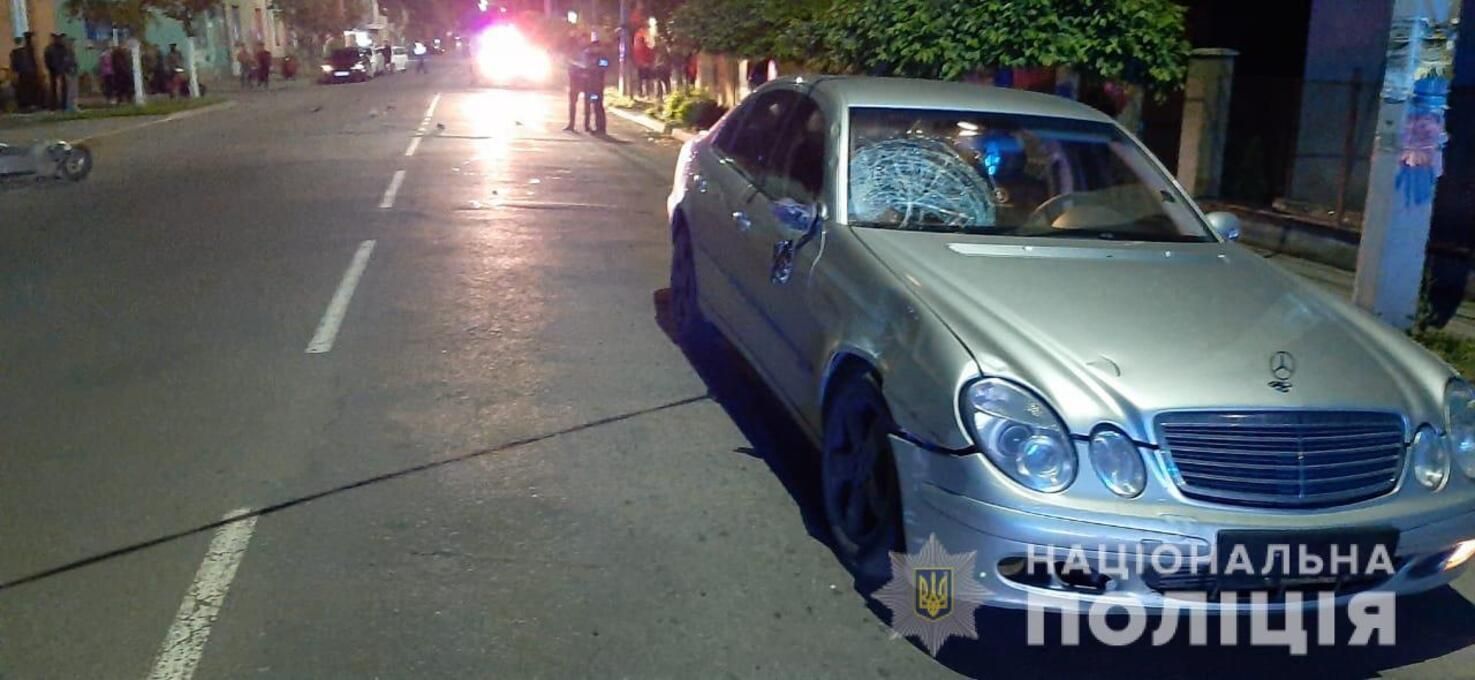 На Закарпатті мопед врізався в авто 19 травня 2021 На Закарпатті мопед врізався в авто 19 травня 2021