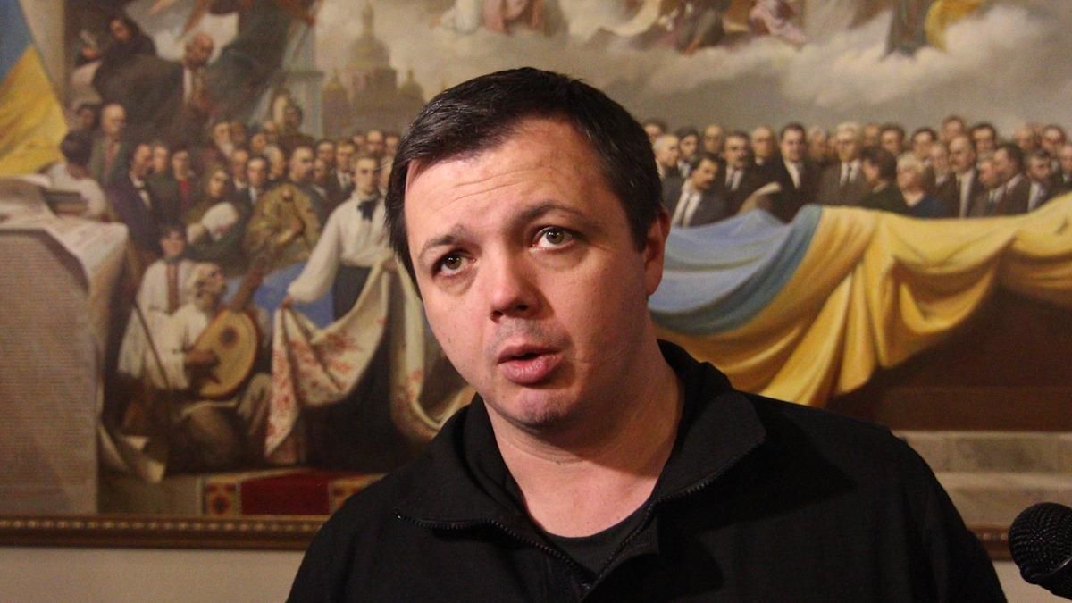 Семенченко утверждает, что собирался учить билоруив самообороне Семенченко утверждает, что собирался учить билоруив самообороне