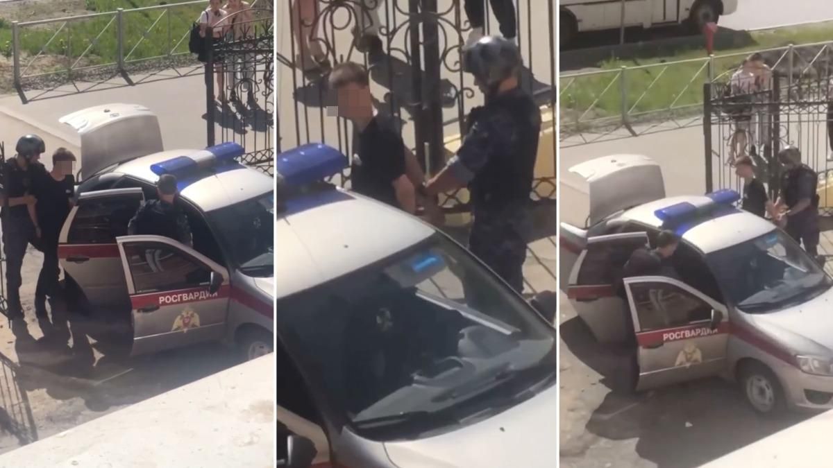 У Росії учень з ножем напав на вчительку, бо та занижувала йому оцінки У Росії учень з ножем напав на вчительку, бо та занижувала йому оцінки