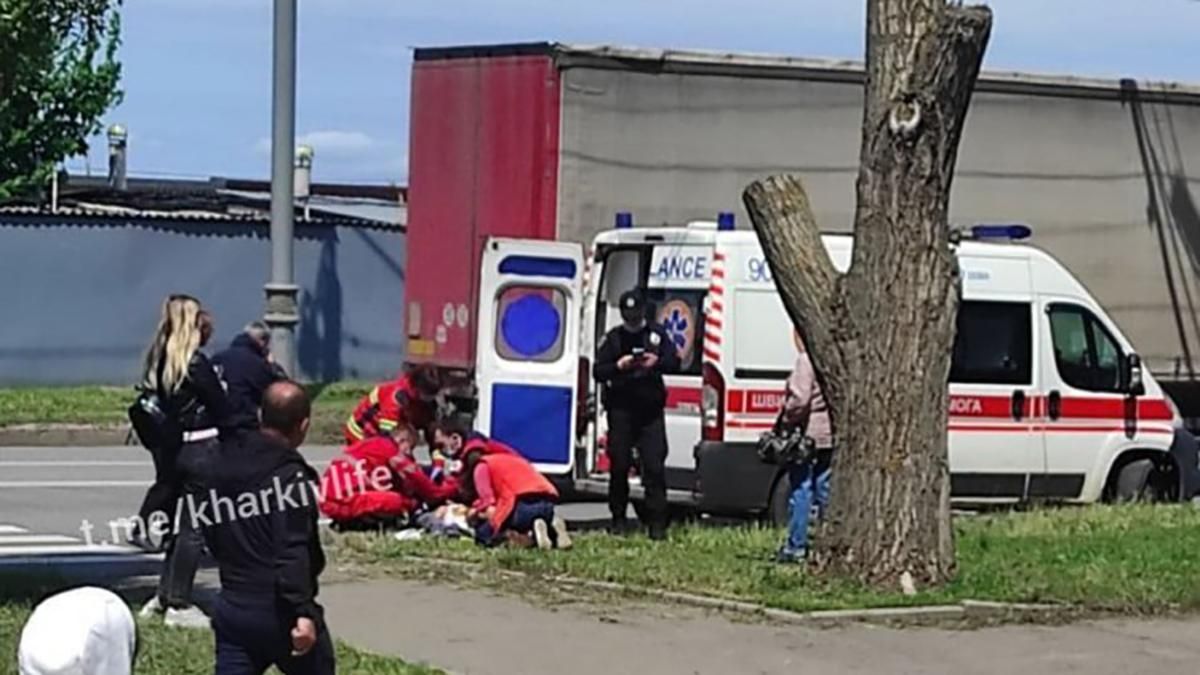 У Харкові на пішохідному переході збили 6-річного хлопчика У Харкові на пішохідному переході збили 6-річного хлопчика