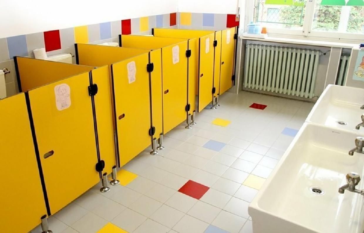Директорів шкіл просять надсилати фото туалетів для конкурсу Директорів шкіл просять надсилати фото туалетів для конкурсу