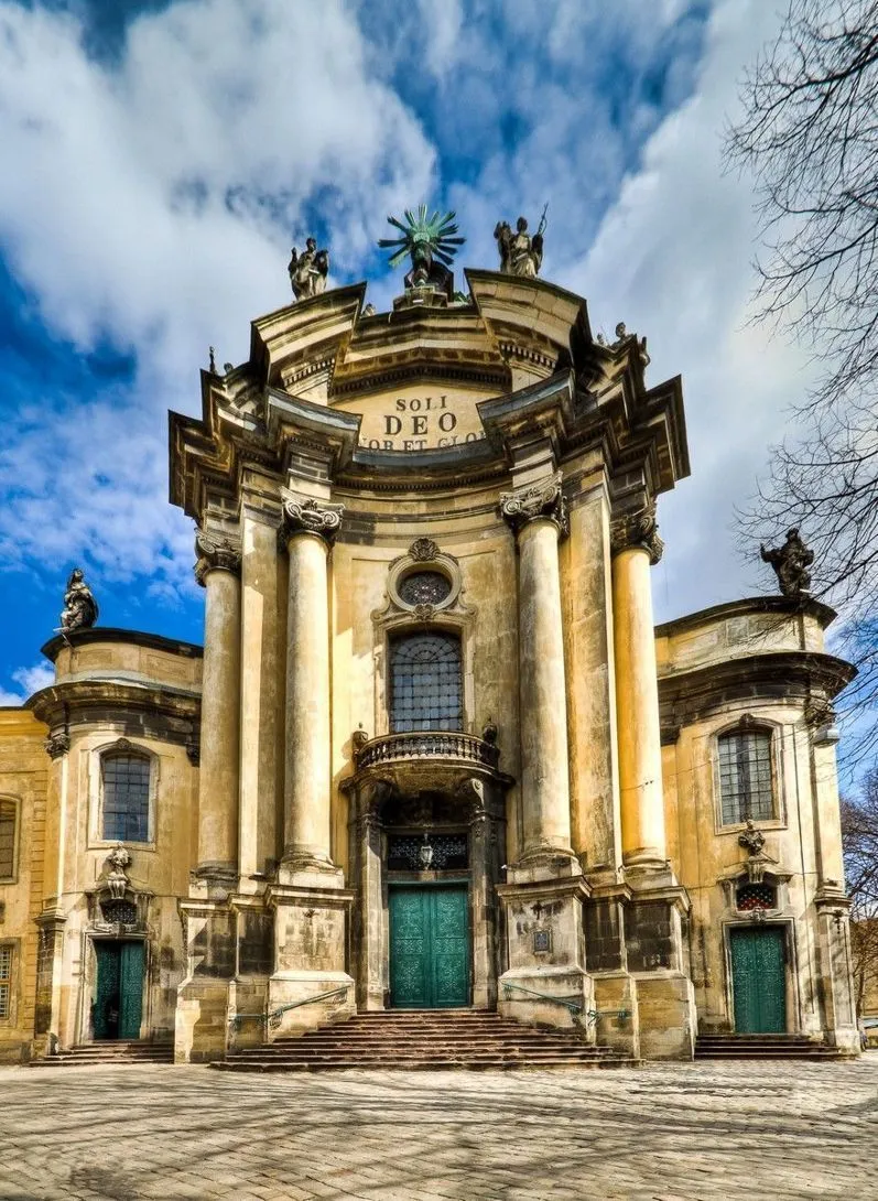 Найкрасивіші місця Львова для вдалої фотосесії: підбірка цікавих ідей Найкрасивіші місця Львова для вдалої фотосесії: підбірка цікавих ідей