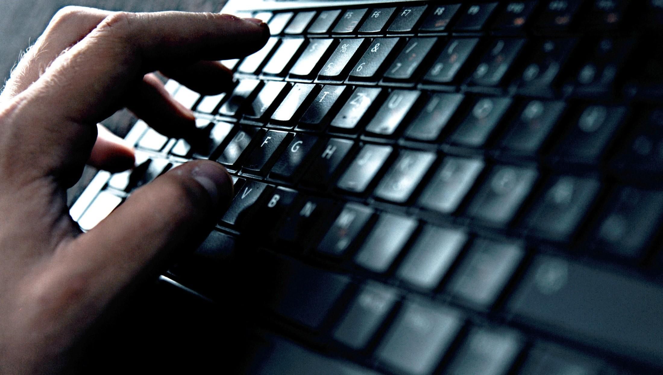 СБУ разоблачила российскую ботоферму в Чернигове СБУ разоблачила российскую ботоферму в Чернигове