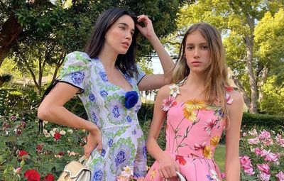 Тренд літа – квіткові сукні: добірка модних виробів, які носять інфлюенсери