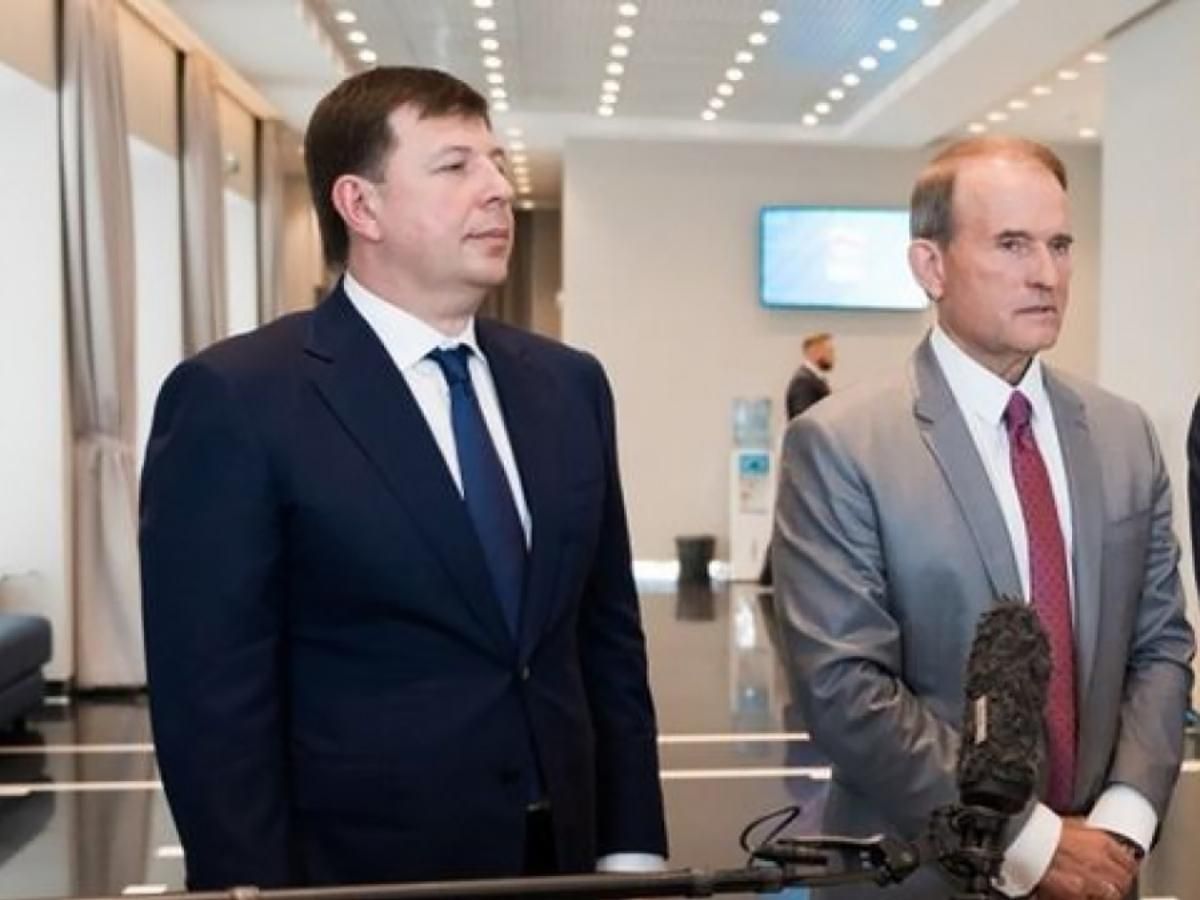 Медведчук не спілкується з Козаком і не знає, де він перебуває Медведчук не спілкується з Козаком і не знає, де він перебуває