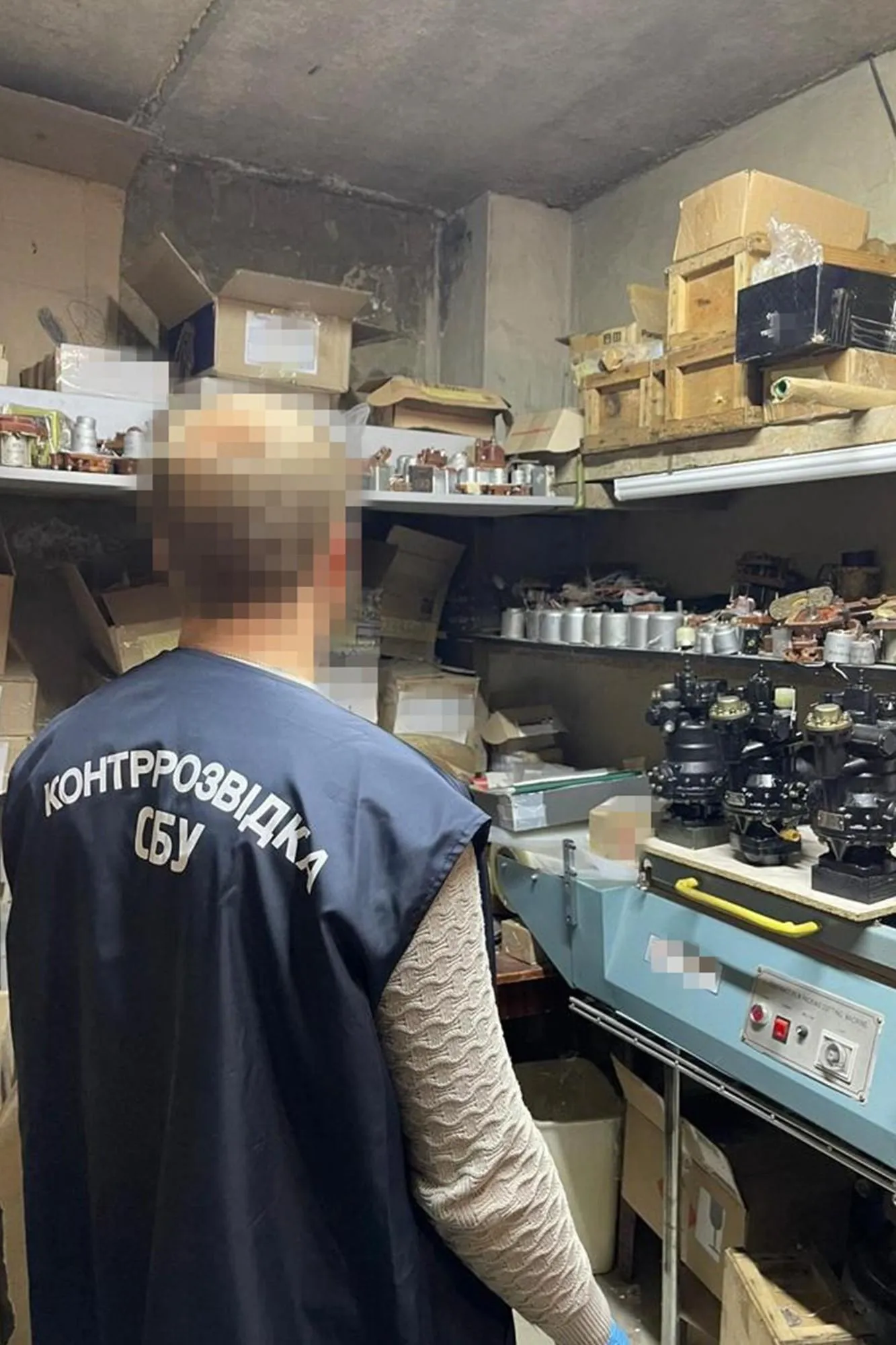 СБУ затримало злочинців, які перевозили деталі до Росії СБУ затримало злочинців, які перевозили деталі до Росії