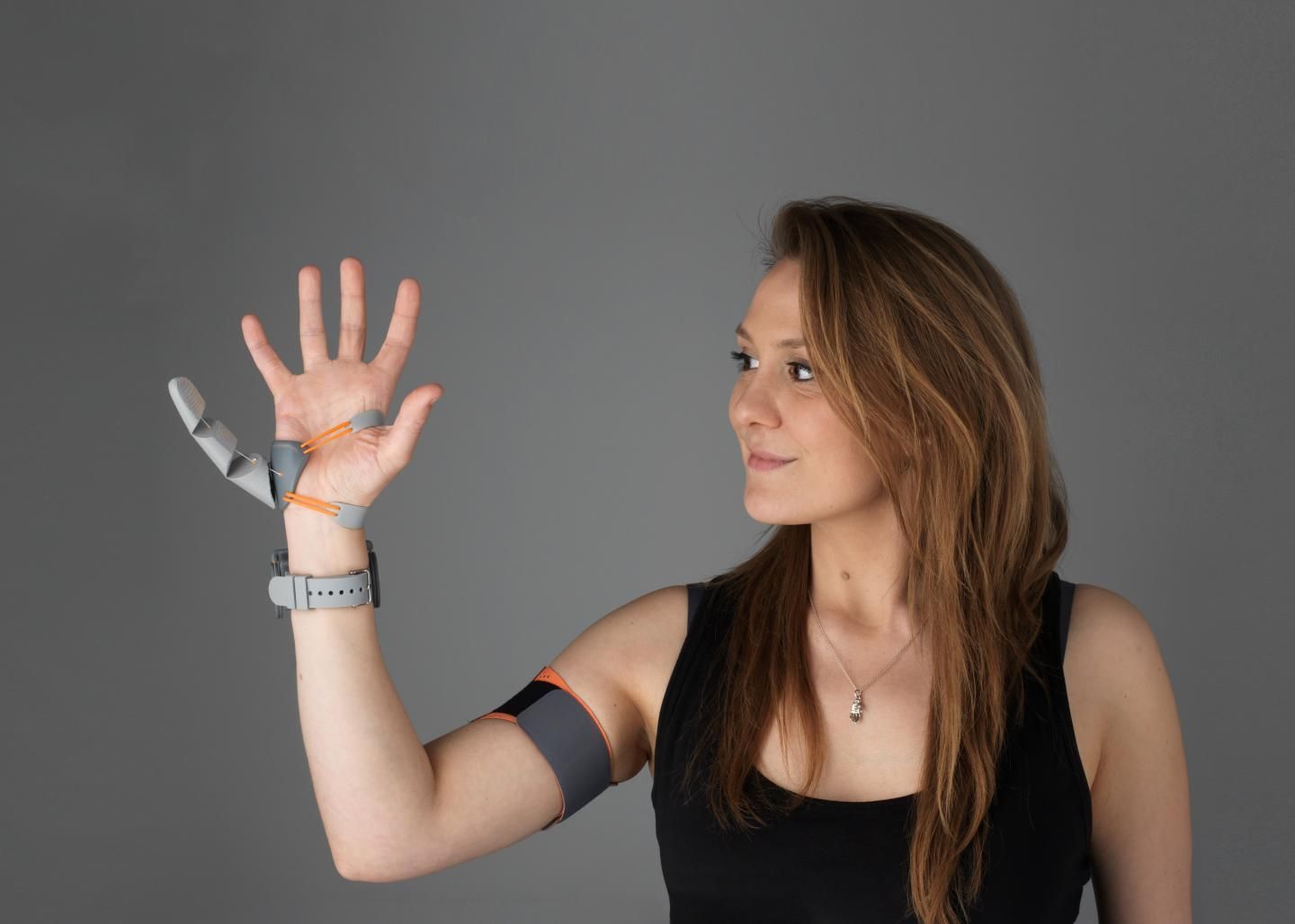 Поява шостого пальця на руці суттєво змінює роботу мозку