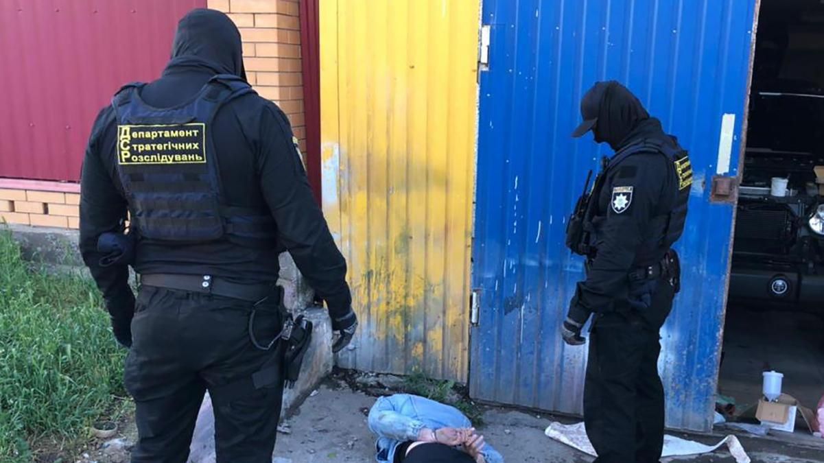 На Одещині затримали 2 криміналітетів: вони вимагали неіснуючий борг На Одещині затримали 2 криміналітетів: вони вимагали неіснуючий борг