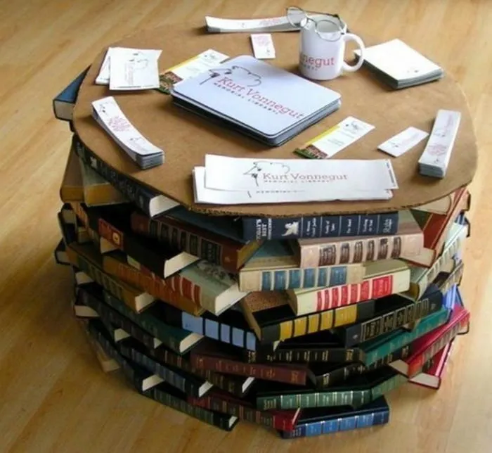 Журнальний столик Журнальний столик