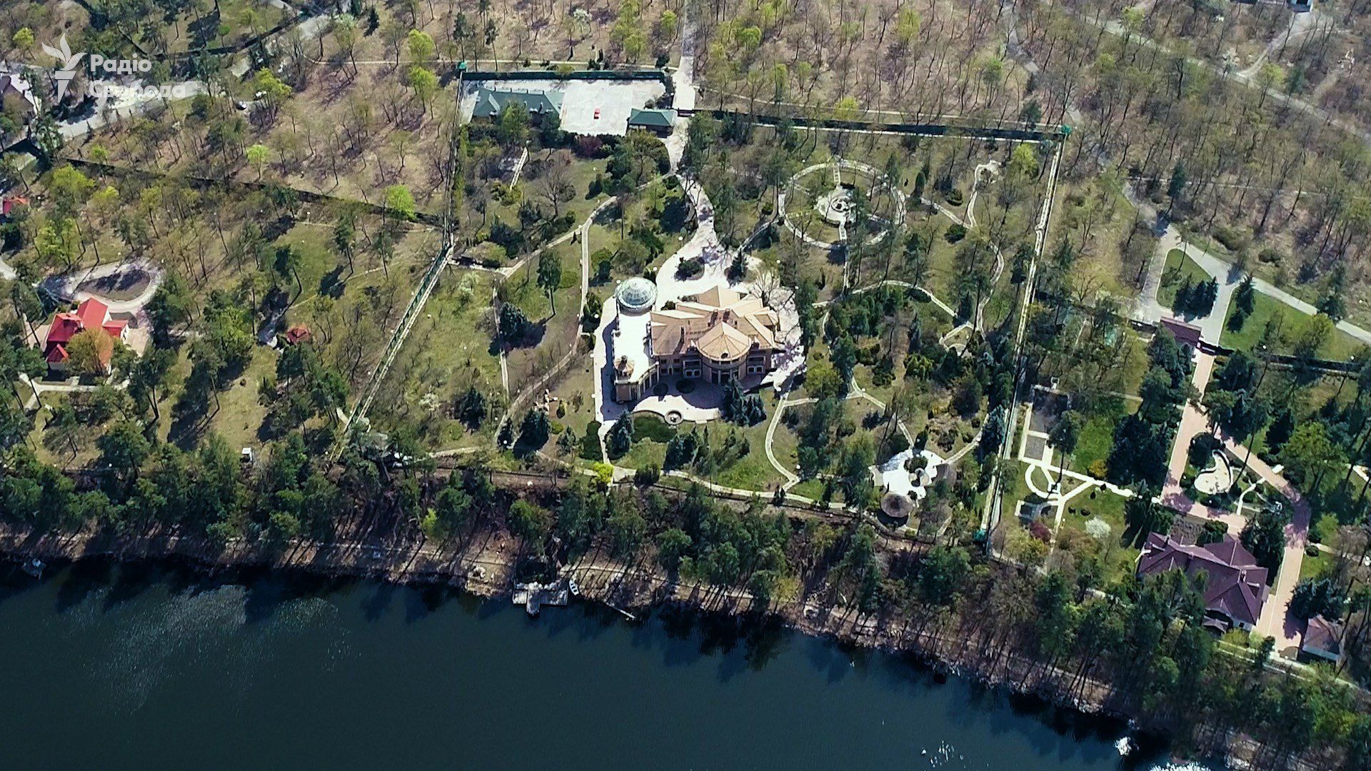 Аудит держдач: кого можуть виселити з елітних помешкань Аудит держдач: кого можуть виселити з елітних помешкань