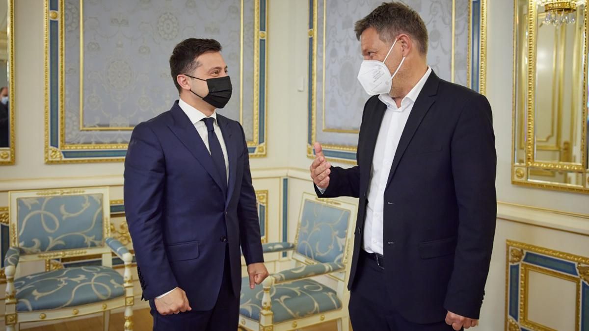 Зеленський зустрівся зі співголовою німецької партії Зелених Зеленський зустрівся зі співголовою німецької партії Зелених