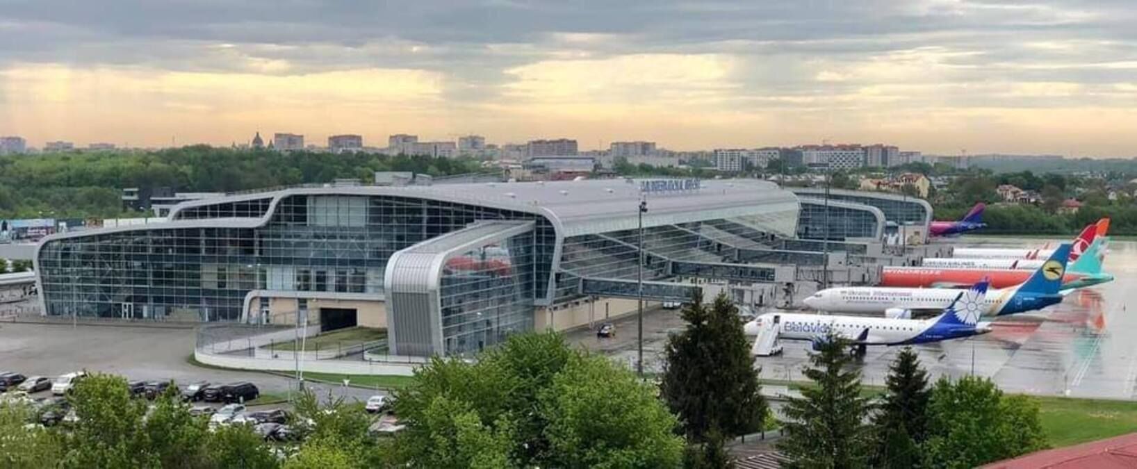 І як тепер Медведчук літатиме в Кремль, – Садовий про закриття авіасполучення з Білоруссю