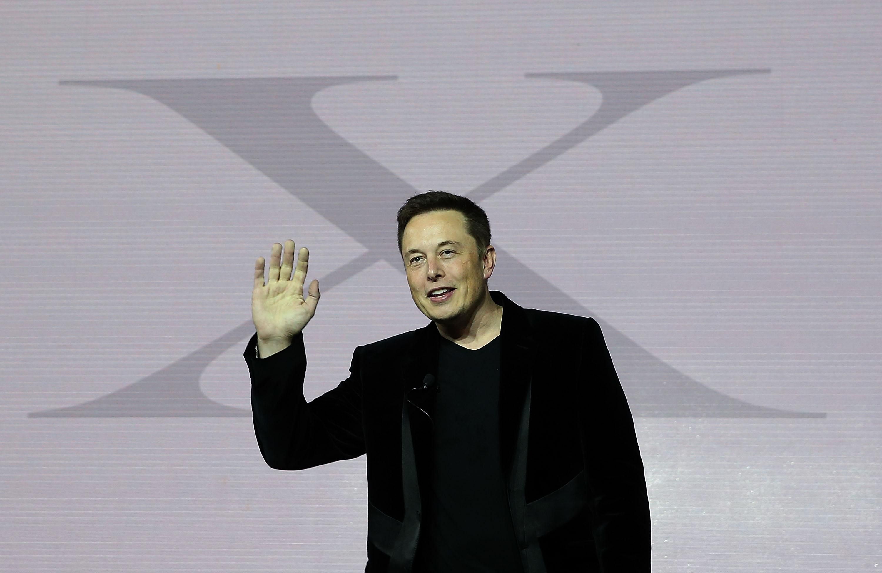Илон Маск на презентации Tesla