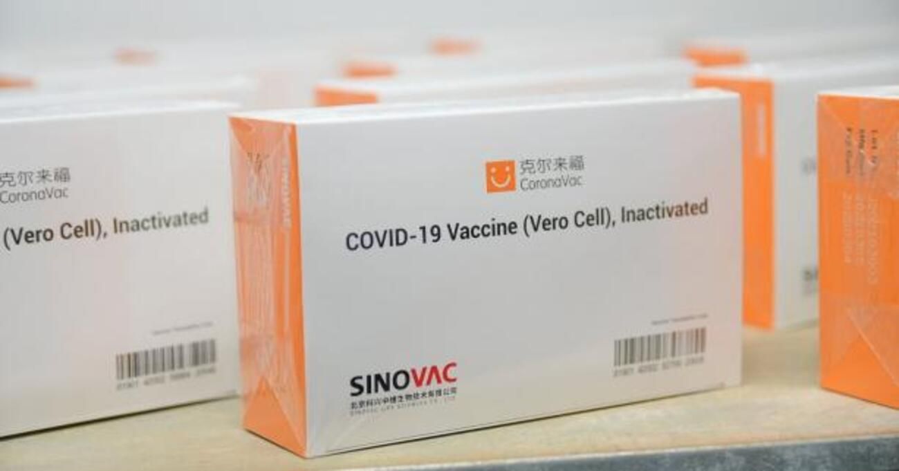 Вакцинация набирает обороты: Львовщина получила очередную партию вакцины Coronavac 