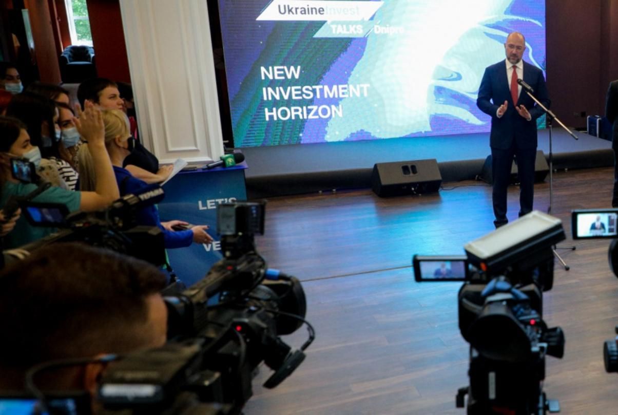 Шмигаль доручив прискорити створення національної авіакомпанії Шмигаль доручив прискорити створення національної авіакомпанії