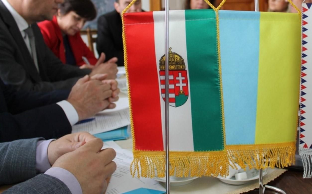 Угорщині дозволили призначити генконсулів на Закарпатті Угорщині дозволили призначити генконсулів на Закарпатті