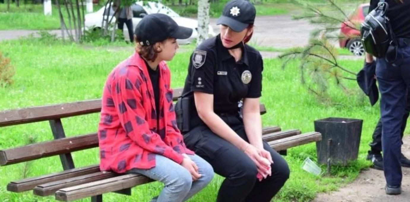 Дівчина, яка прийшла з окупованої Горлівки, тікала не від бойовиків Дівчина, яка прийшла з окупованої Горлівки, тікала не від бойовиків