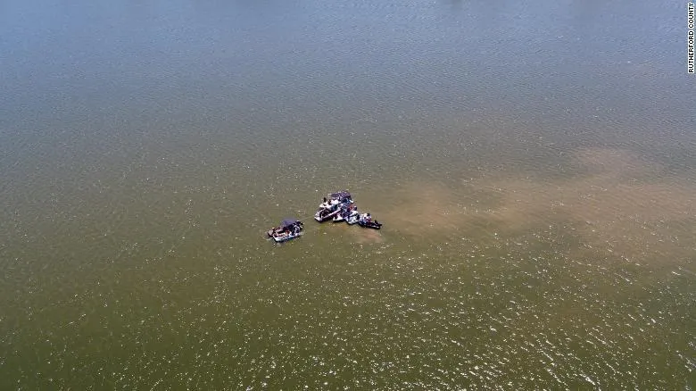 Лара загинув Лара загинув