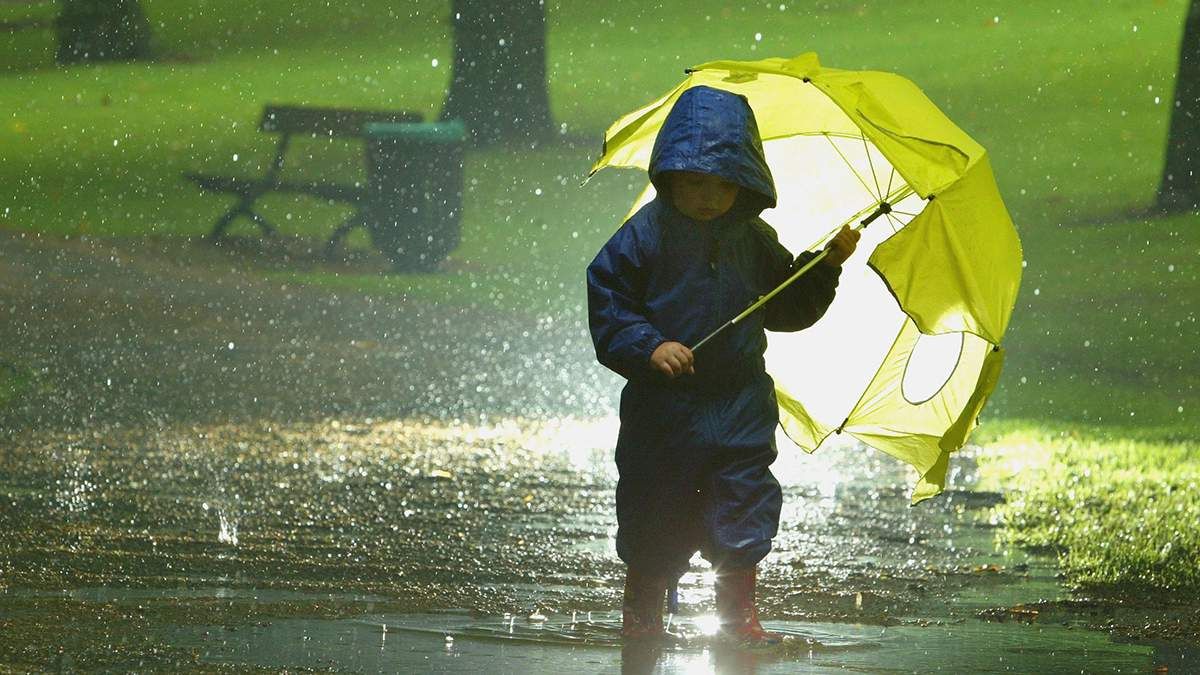 В Україні 1 червня 2021 прогнозують значні дощі та грози