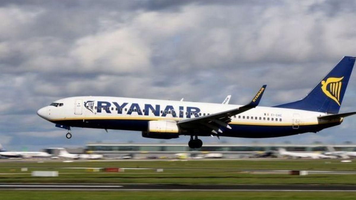 Літак Ryanair сів в аеропорту Берліна через повідомлення про бомбу