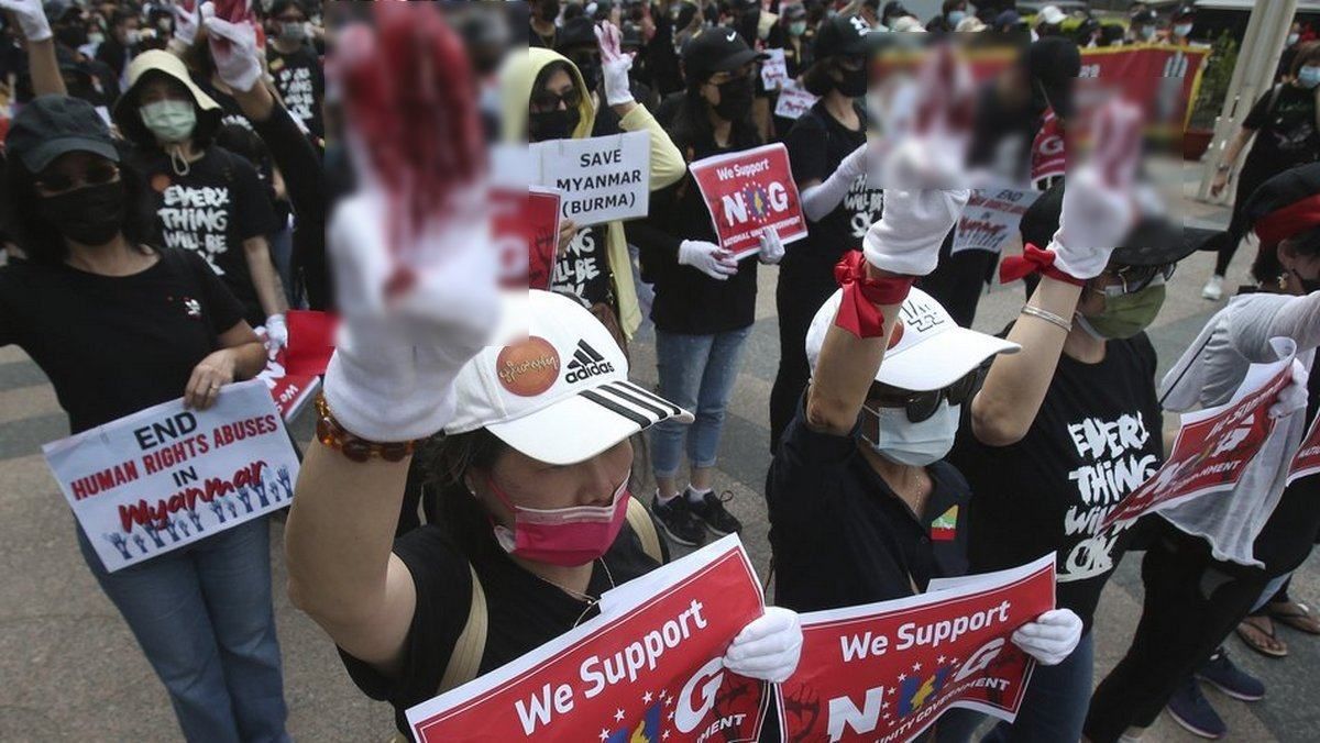 Почти тысяча убитых: новые данные о последствиях переворота в Мьянме Почти тысяча убитых: новые данные о последствиях переворота в Мьянме