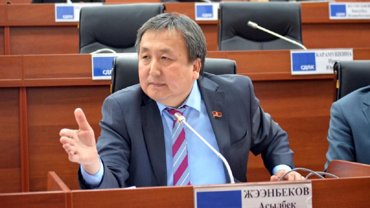 Затримали за корупцію: у Киргизстані 2 політиків судитимуть