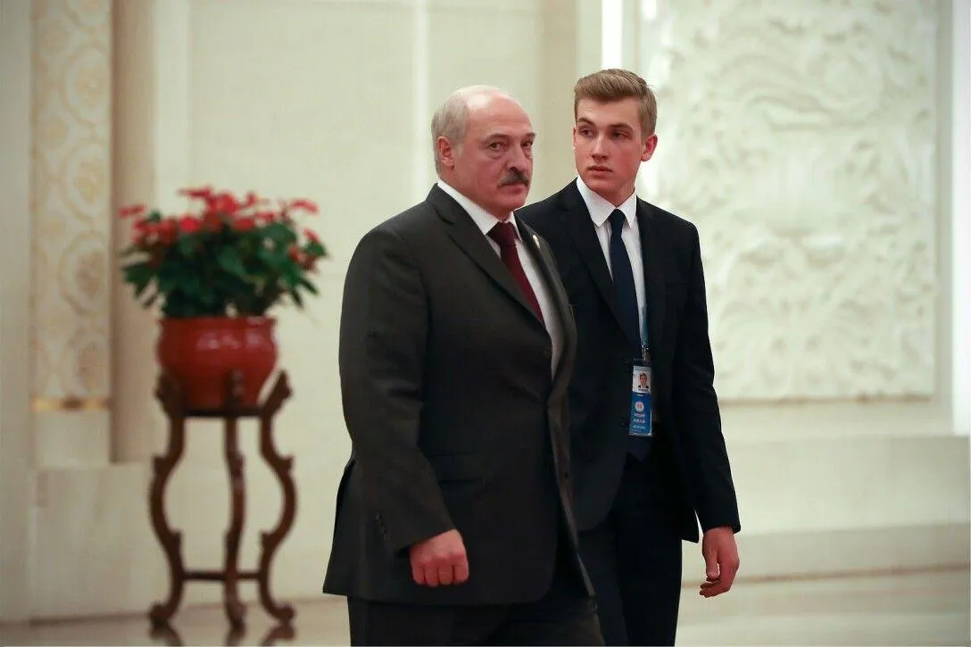 Микола та Олександр Лукашенки у Китаї