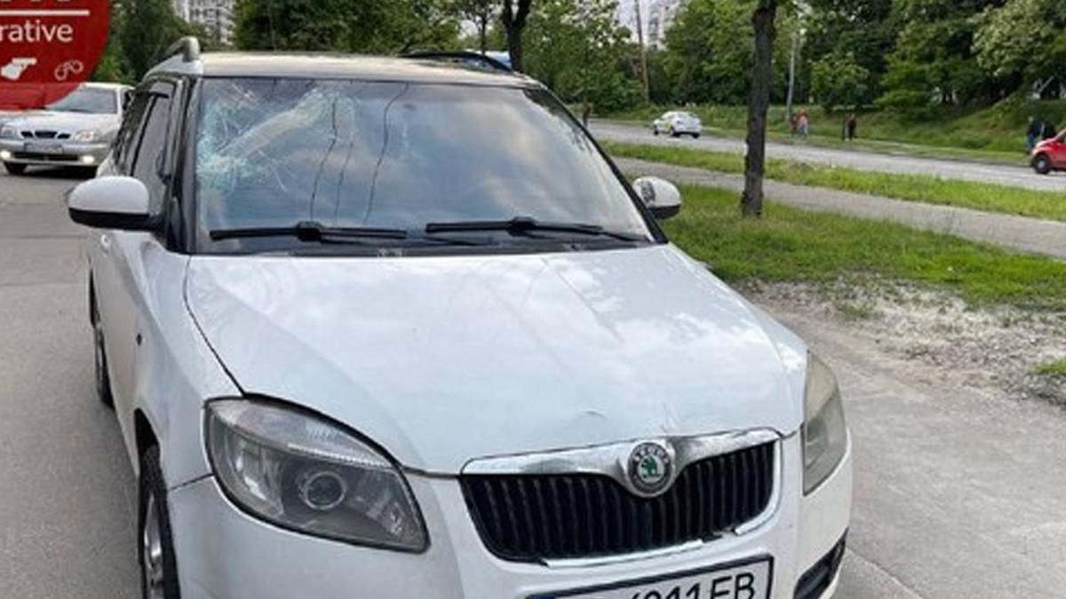 У Києві таксист збив хлопчика: він потрапив до лікарні