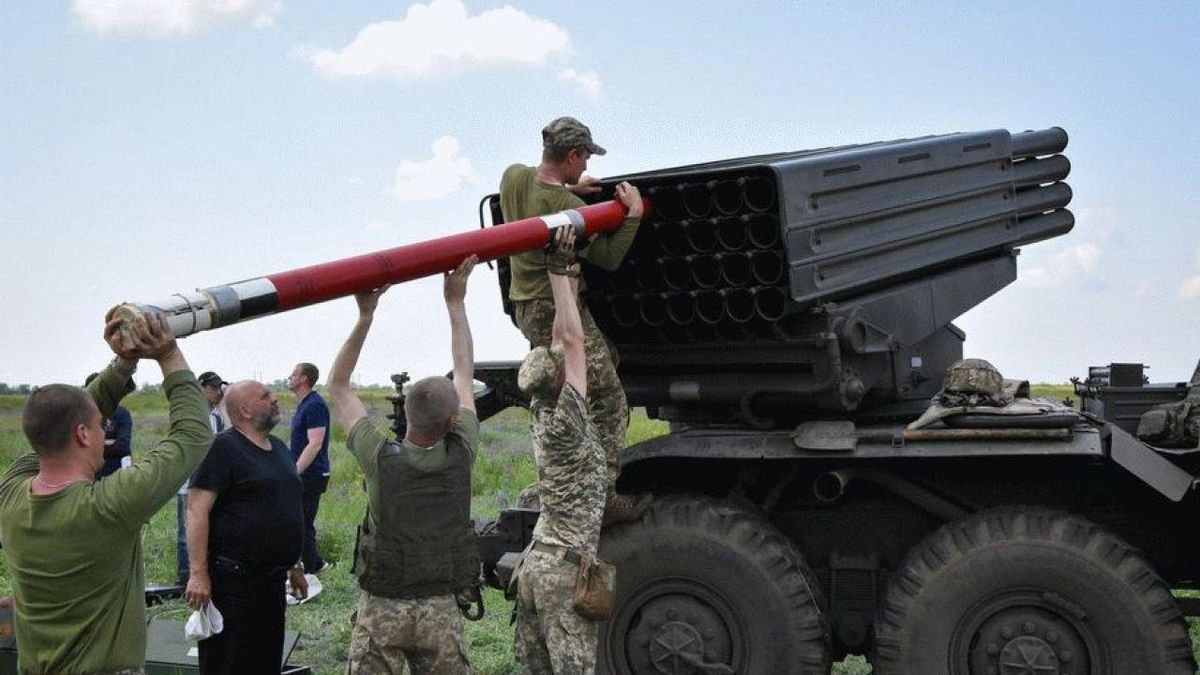 В Украине создали новый снаряд повышенной дальности для Градов В Украине создали новый снаряд повышенной дальности для Градов