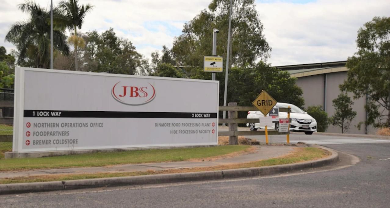 Хакери з Росії атакували м'ясокомбінат JBS: ціни можуть зрости Хакери з Росії атакували м'ясокомбінат JBS: ціни можуть зрости