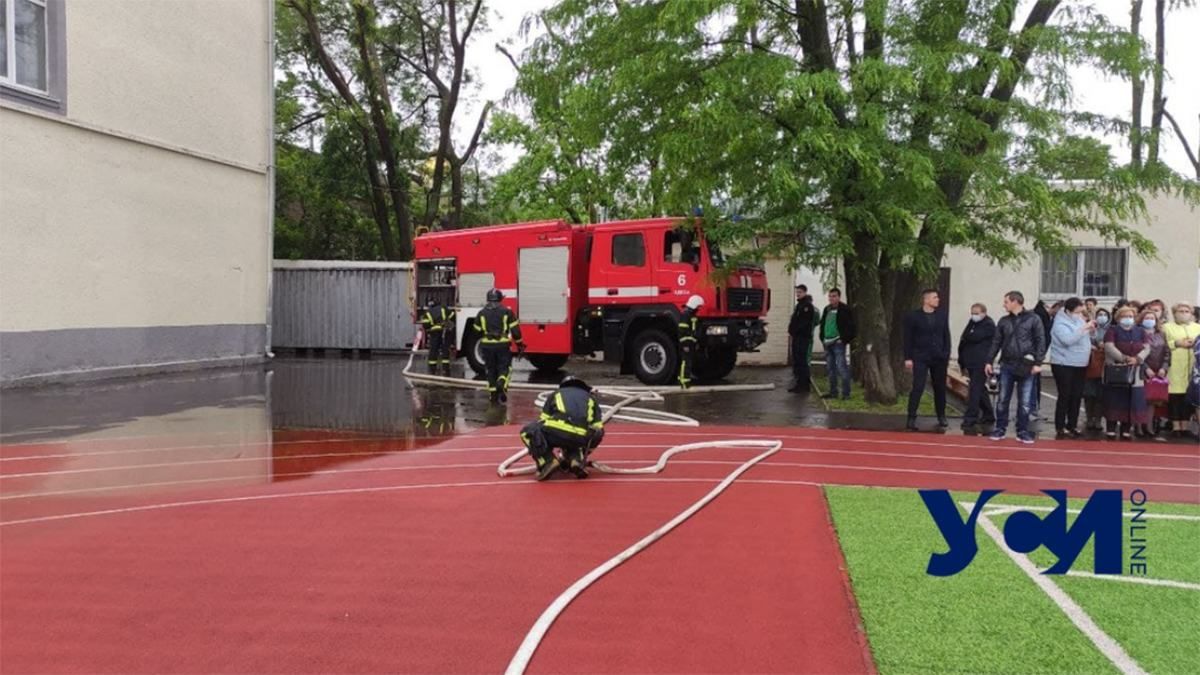 Спецназ і стрілянина в школі: в Одесі проводять навчання – фото, відео