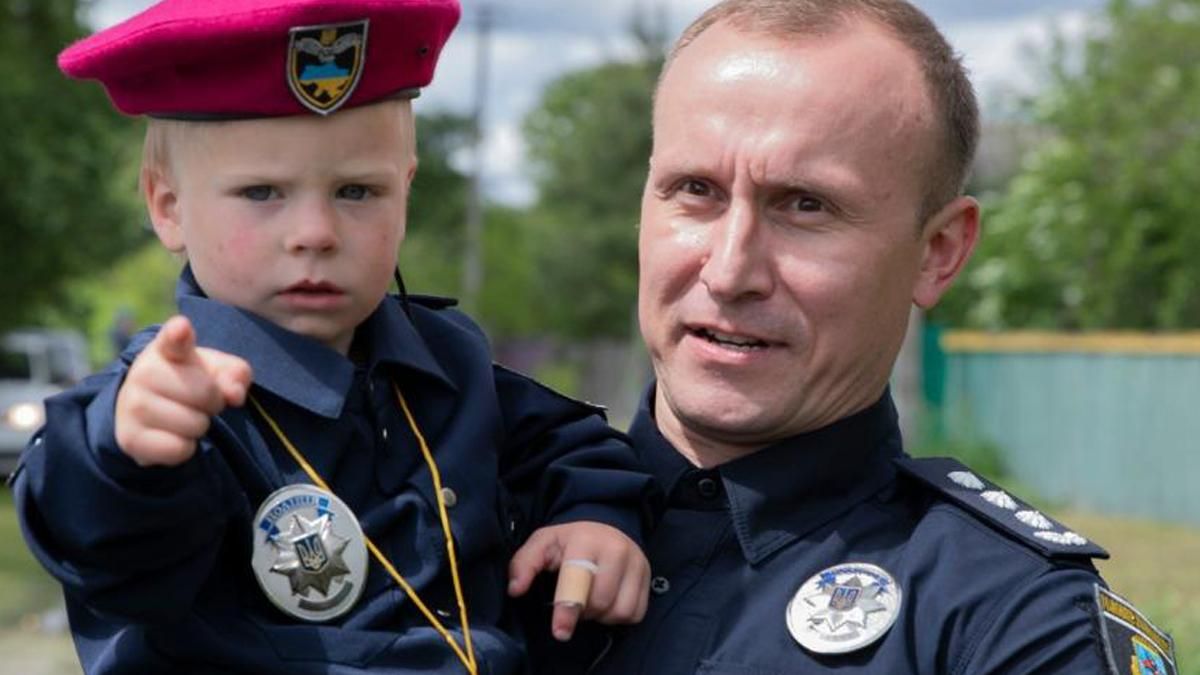 Богдана Уніченка прийняли у поліцію: малюка врятували у квітні