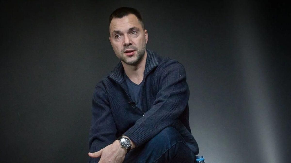 Мінськ не буде майданчиком ТКГ, коли допитають Протасевича, –Арестович Мінськ не буде майданчиком ТКГ, коли допитають Протасевича, –Арестович