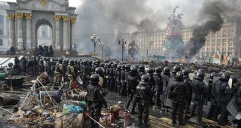 Действующего полицейского подозревают в избиении журналистов на Майдане в 2014 году