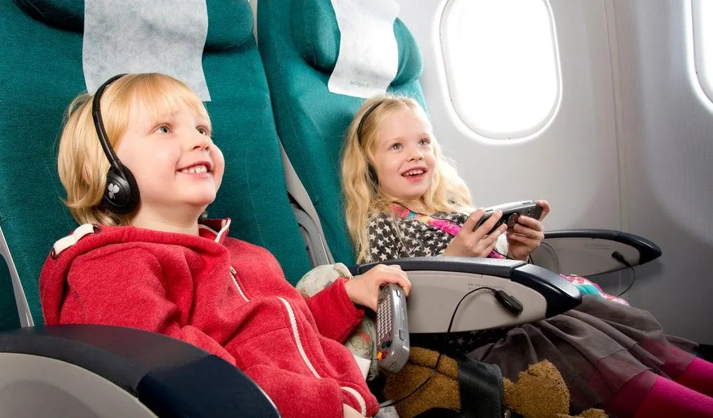 Подорож з дитиною літаком