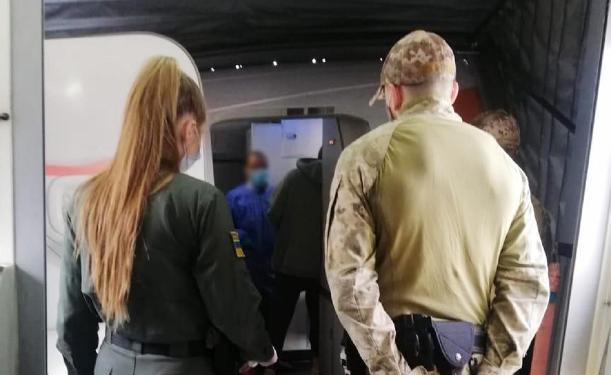 В Україну не впустили одіозного політтехнолога з Росії Шувалова В Україну не впустили одіозного політтехнолога з Росії Шувалова