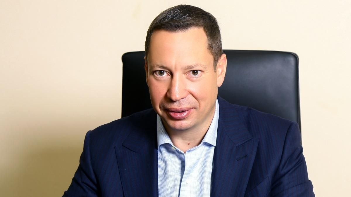 Из "Терра Банка" вывели 1,1 миллиарда гривен вкладчиков при участии главы НБУ Кирилла Шевченко Из "Терра Банка" вывели 1,1 миллиарда гривен вкладчиков при участии главы НБУ Кирилла Шевченко